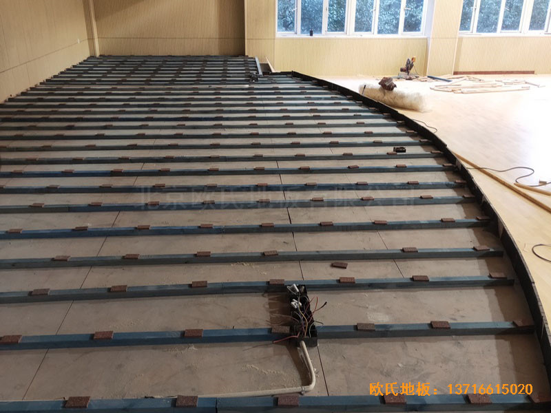 �Ϻ��S�f��·�G��С�W(xu��)���_�\��ľ�ذ尲�b����2