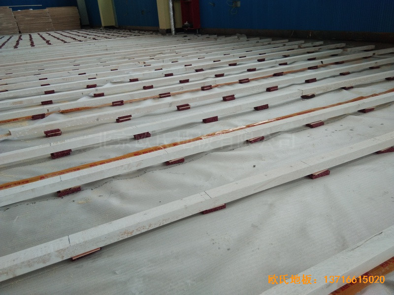 ɽ�|�����ˮ·С�W�@���^�w���ذ尲�b����1