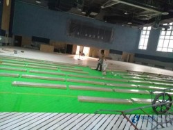 懸浮體育木地板施工隊